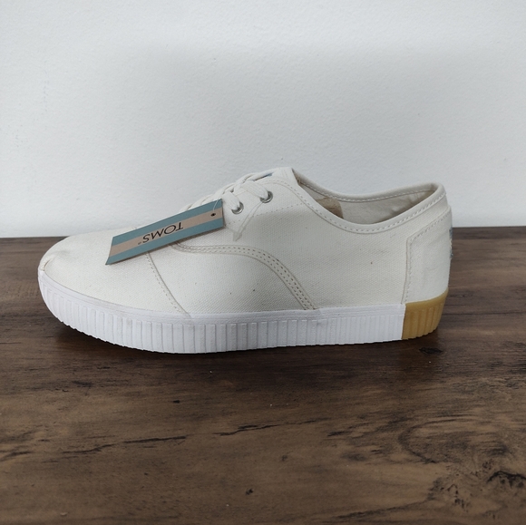 Classic White Canvas Sneakers - Picture 4 of 6